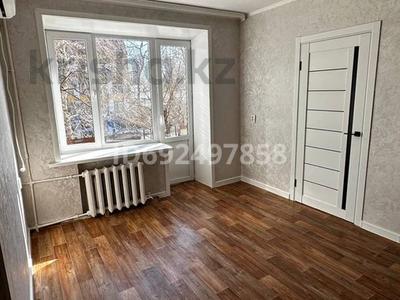 2-комнатная квартира, 45 м², 2/4 этаж помесячно, Жукова 7 за 130 000 〒 в Уральске