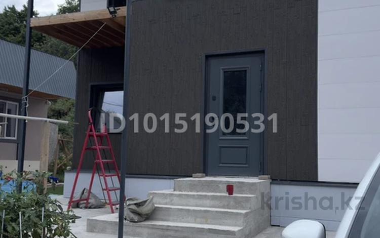 Отдельный дом · 4 комнаты · 160 м² · 6 сот., мкр Тастыбулак, Ст Весна 36 за 300 000 ₸ в Алматы, Наурызбайский р-н — фото 2