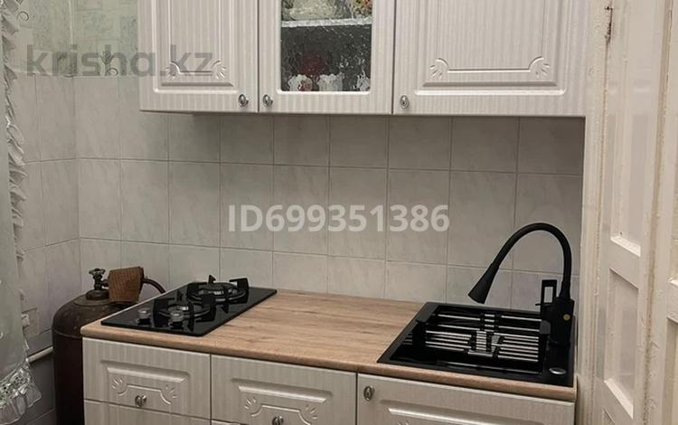 2-комнатная квартира · 39.6 м² · 1/2 этаж, мкр Новый Город, Ермекова 53 — Магазин Ирина за 14.5 млн ₸ в Караганде, Казыбек би р-н — фото 9