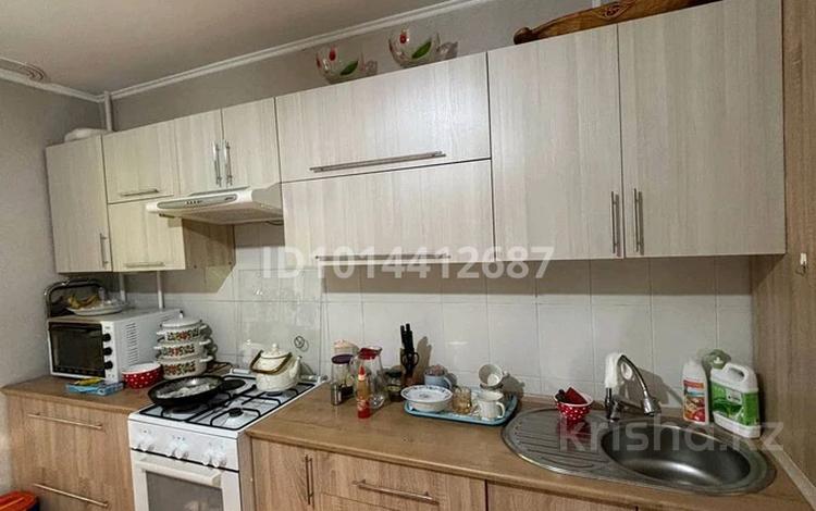 2-бөлмелі пәтер · 80 м² · 2/5 қабат, Валиханова 46, бағасы: 30 млн ₸ в Петропавловске — фото 2