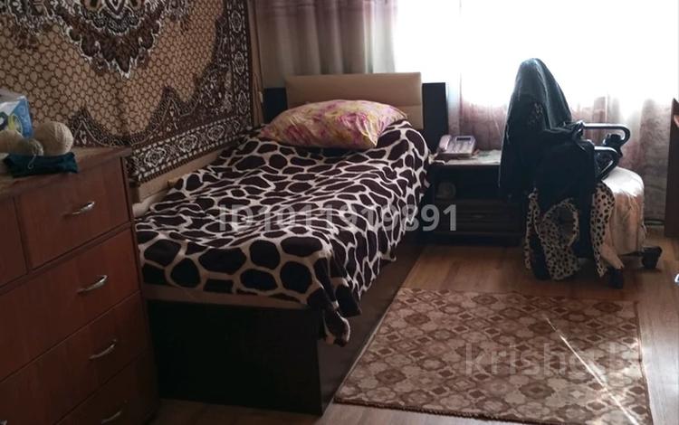 3-бөлмелі пәтер · 62 м² · 2/5 қабат, мкр Михайловка 29, бағасы: 20 млн ₸ в Караганде, Казыбек би р-н — фото 2