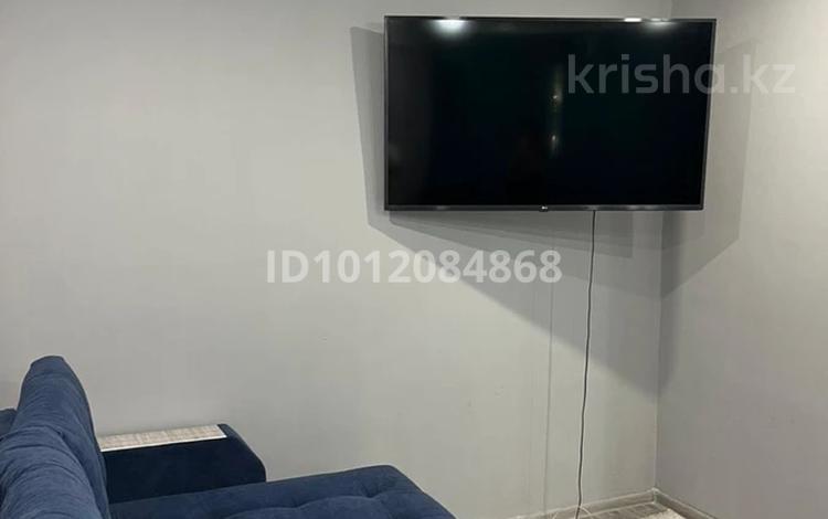 2-комнатная квартира · 44 м² · 1/5 этаж, Казакстан 95 за 150 000 ₸ в Усть-Каменогорске — фото 2