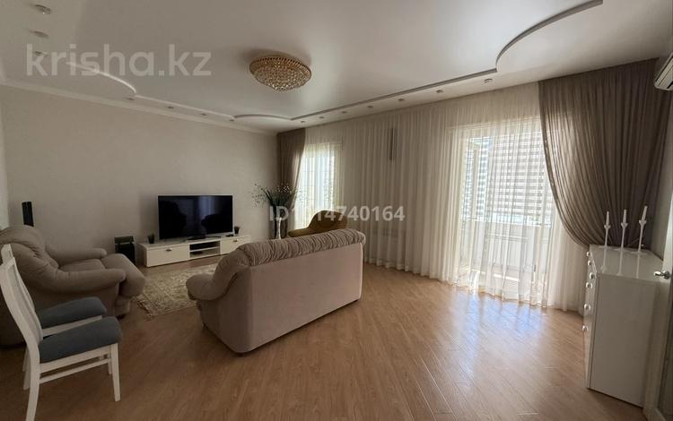 3-бөлмелі пәтер · 132.2 м² · 5/7 қабат, Назарбаева 233, бағасы: 65 млн ₸ в Уральске — фото 2