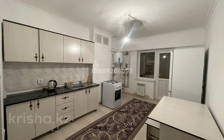 2-бөлмелі пәтер, 63 м², 1/5 қабат ай сайын, Жк Арман 3, бағасы: 110 000 〒 в Туркестане — фото 2