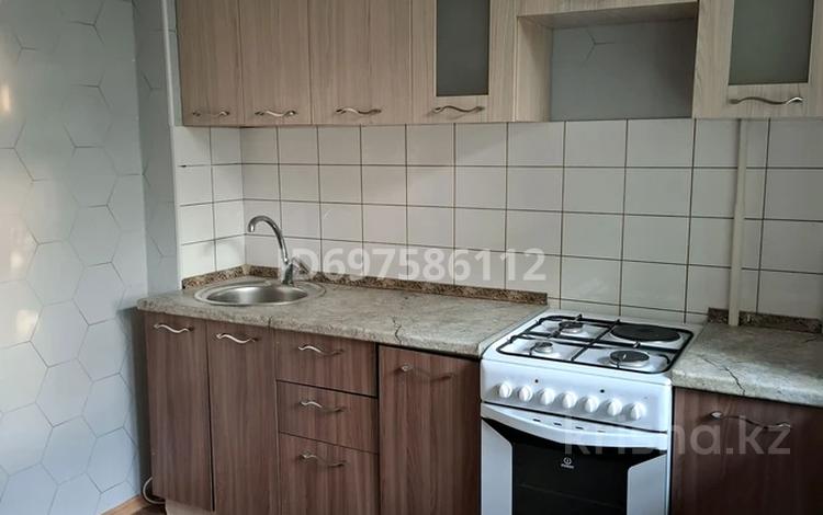 2-бөлмелі пәтер · 54 м² · 4/5 қабат, Розыбакиева 94, бағасы: 300 000 ₸ в Алматы, Алмалинский р-н — фото 2