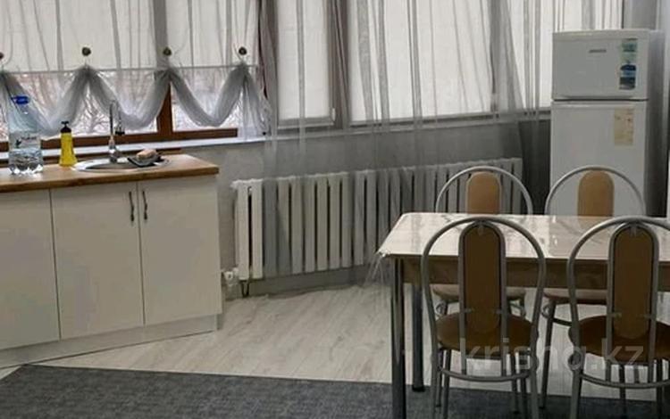 1-комнатная квартира · 46 м² · 1/4 этаж, мкр. Алтын орда, Санкибай батыра за 150 000 〒 в Актобе — фото 2