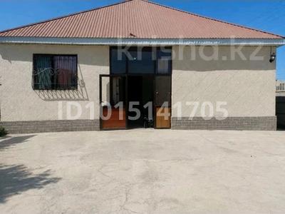 Жеке үй · 5 бөлме · 130 м² · 5.5 жүзд., Арай-2 ш/а., Байдібек баба 51 — Мост жакта, бағасы: 25.5 млн ₸ в Таразе, мкр Арай-2