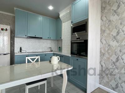 3-комнатная квартира · 82.4 м², Жамбыла Жабаева за ~ 50.8 млн 〒 в Петропавловске