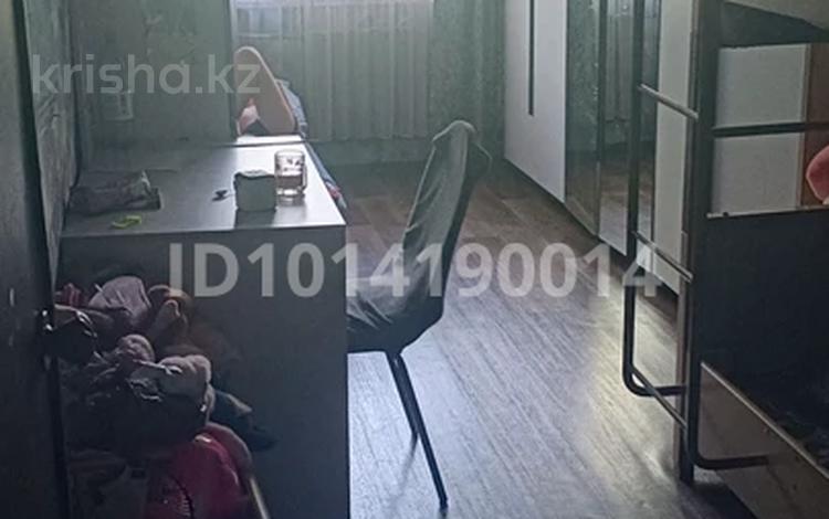 2-бөлмелі пәтер · 45.5 м² · 4/4 қабат, Достық ш/а, Назарбаева — Рустембекова, бағасы: 15 млн ₸ в Талдыкоргане, мкр Достык — фото 2