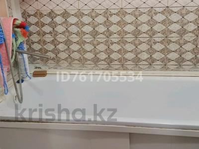 2-комнатная квартира · 53.9 м² · 2 этаж, 45дом 2 этаж 45 — Находиться возле магазина Айгуль за 3.7 млн ₸ в п.Актау