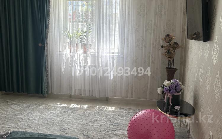 Отдельный дом · 5 комнат · 190 м² · 6 сот., Г Тараз ул Сухамбаева — проспект Жамбыла за 500 000 ₸ — фото 7