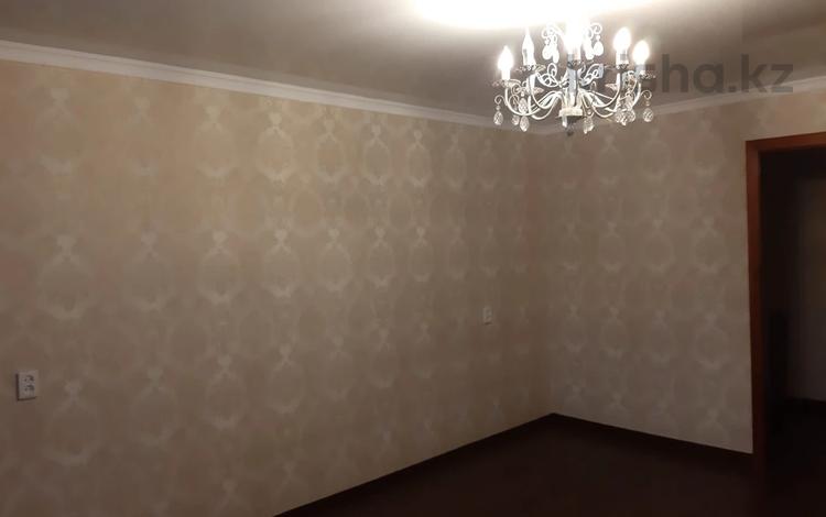 4-комнатная квартира, 98 м², 9/10 этаж, Камзина 352 за 26.5 млн 〒 в Павлодаре — фото 2