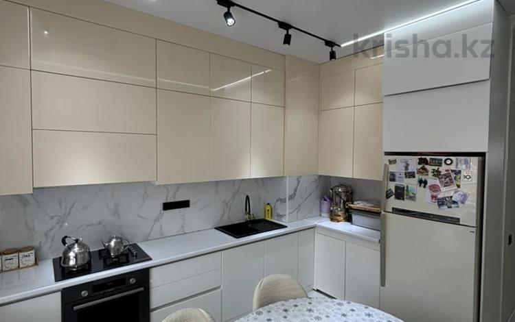 4-бөлмелі пәтер · 145 м² · 8/10 қабат, 19-й мкр 40/1, 40, бағасы: 49.5 млн ₸ в Актау — фото 2