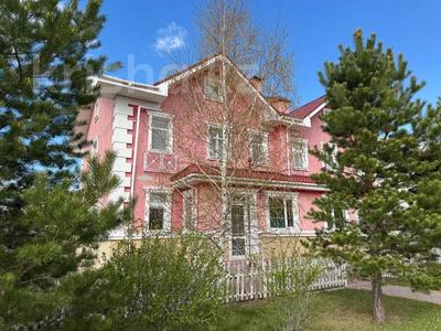 8-комнатная квартира · 253.2 м², Е 722 3 за 165 млн ₸ в Астане, Есильский р-н
