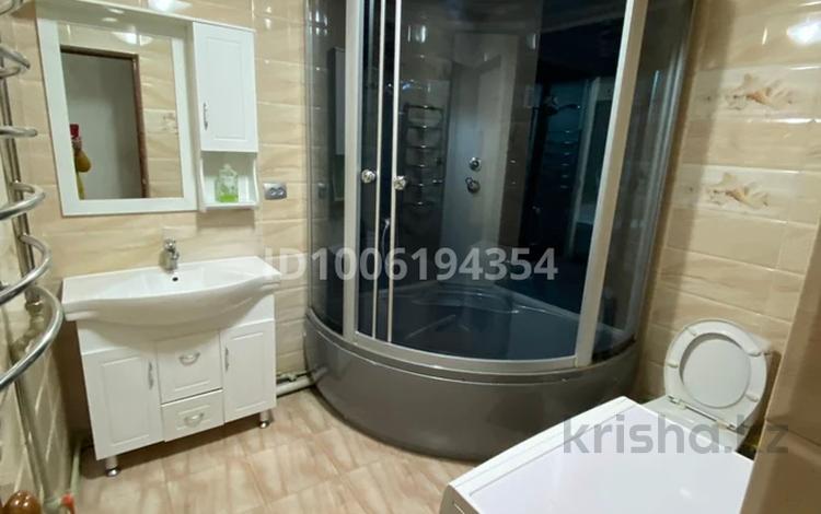 3-комнатная квартира · 80 м² · 4/4 этаж, Толе Би 61 за 17 000 ₸ в Таразе — фото 2