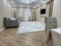 2-комнатная квартира · 80 м² · 4/6 этаж, мкр Жана Орда 15 за 25 000 〒 в Уральске — фото 2