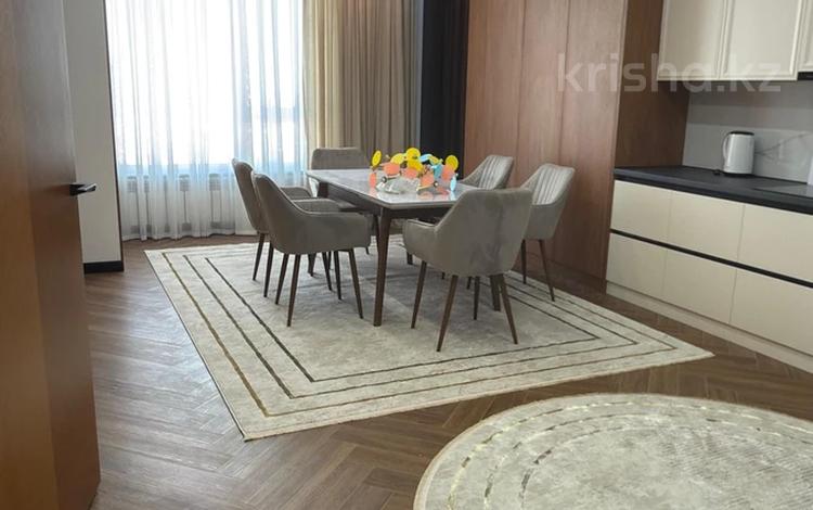 3-бөлмелі пәтер · 125 м² · 21/25 қабат, Байдибек би стр. 127/7, бағасы: 950 000 〒 в Шымкенте, Абайский р-н — фото 2