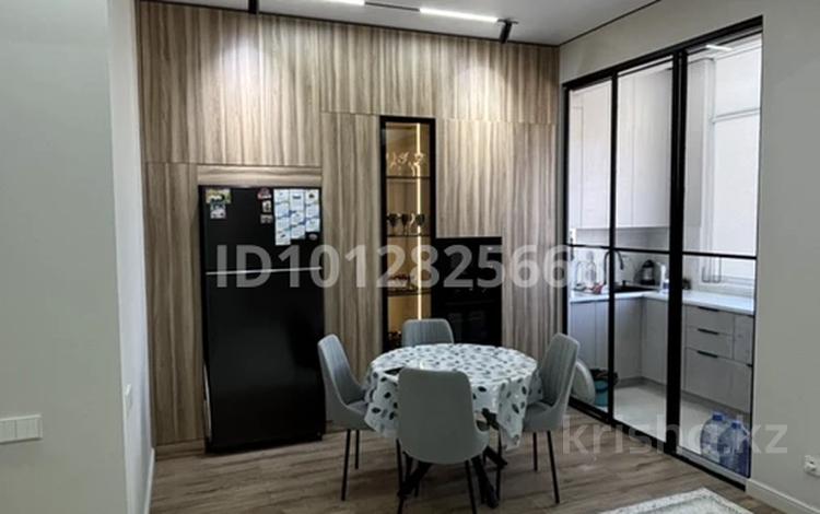 2-бөлмелі пәтер · 67 м² · 7/10 қабат, 18 микрорайон 28, бағасы: 30 млн ₸ в Актау, 18-й мкр  — фото 2