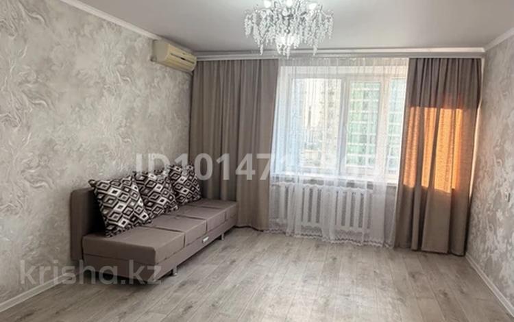 3-комнатная квартира · 61.3 м² · 9/10 этаж, мкр 11 111 — сзади Актобе Ажары 25 этажного дома за 21.5 млн ₸ — фото 2