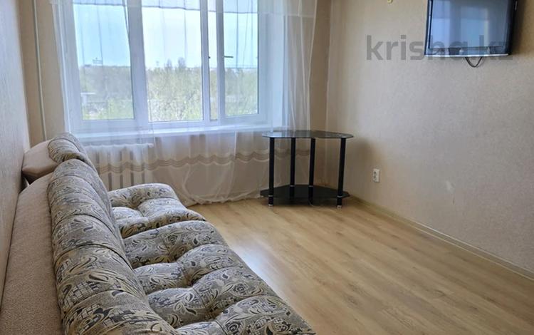 2-бөлмелі пәтер · 45 м² · 4/5 қабат, 3микр 15, бағасы: 200 000 〒 в Конаеве — фото 2