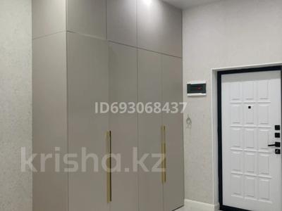 3-бөлмелі пәтер · 130 м² · 9/12 қабат, 17-й мкр 55 — Нур магазин, бағасы: 56 млн ₸ в Актау