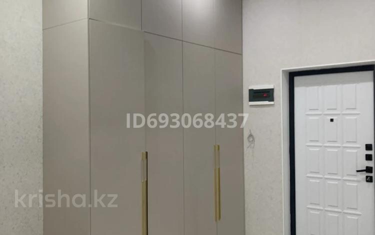 3-бөлмелі пәтер · 130 м² · 9/12 қабат, 17-й мкр 55 — Нур магазин, бағасы: 56 млн ₸ в Актау — фото 8