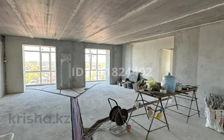 3-комнатная квартира · 99 м² · 8/10 этаж, Курмангазы 98 — ТД Кристалл за 37 млн ₸ в Уральске, мкр Школьник — фото 2