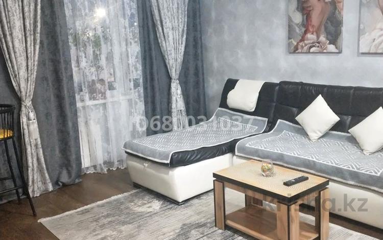 1-комнатная квартира, 33 м², 3/4 этаж по часам, Торайгырова 109 за 2 000 〒 в Павлодаре — фото 28