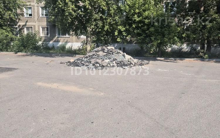 Жер телімі · 3 сотық, Айманова 8/1 — Баяе батыра 4, бағасы: 30 млн ₸ в Павлодаре — фото 15