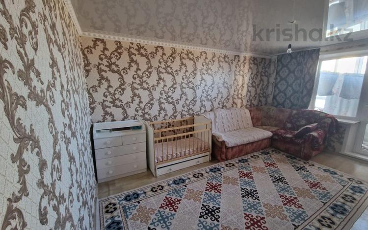 3-комнатная квартира · 62.4 м² · 8/9 этаж, Майкудук, Майкудук, мкр Мамыраева за 17 млн 〒 в Караганде, Алихана Бокейханова р-н — фото 2