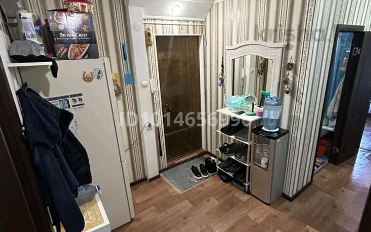 3-бөлмелі пәтер · 64 м² · 5/5 қабат, Строитель ш/а., Абулхаир хана 157, бағасы: 20 млн ₸ в Уральске, мкр Строитель — фото 2