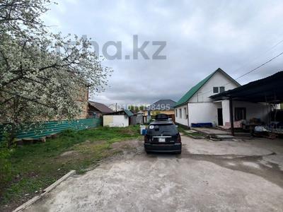 Жеке үй · 4 бөлме · 100 м² · 6 сот., мкр Шанырак-2 96/4 — После акимата в двух остановках, бағасы: 50 млн ₸ в Алматы, Алатауский р-н