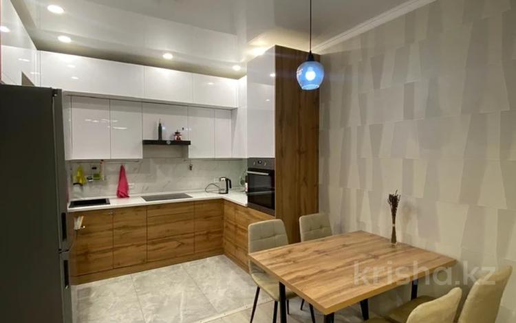 2-комнатная квартира · 70 м² · 9/19 этаж, Брусиловского 167 за 300 000 ₸ в Алматы, Алмалинский р-н — фото 2