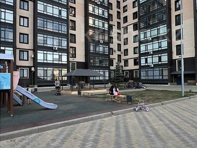 3-комнатная квартира · 95 м² · 2/10 этаж, Самал 72/4 за 32 млн 〒 в Уральске