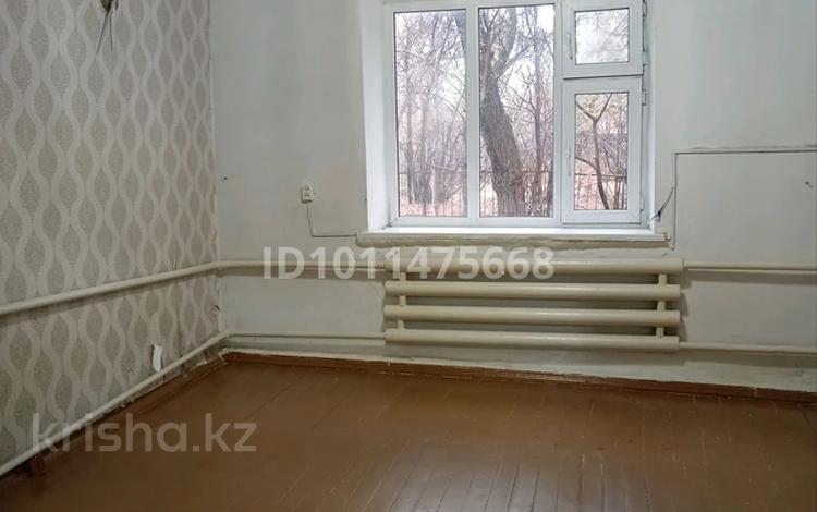 2-бөлмелі пәтер · 40.2 м² · 1/2 қабат, Бейбітшілік 25 5, бағасы: 4.5 млн ₸ в Новой жизни — фото 2