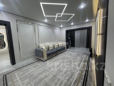 4-комнатная квартира · 82 м² · 5/5 этаж, Қазыбек би 142 — Қойгелді за 290 000 ₸ в Таразе