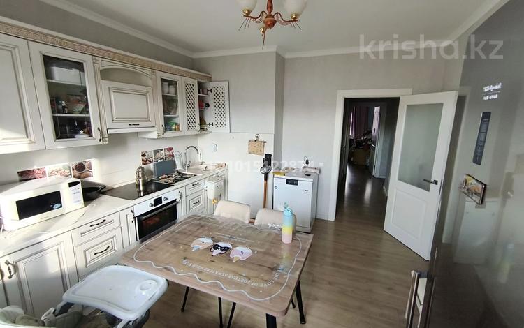 3-бөлмелі пәтер · 86.4 м² · 5/16 қабат, Юго-Восток ш/а., проспект Шахтеров 52, бағасы: 39 млн ₸ в Караганде, Казыбек би р-н — фото 2
