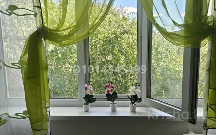 1-бөлмелі пәтер · 35 м² · 4/5 қабат, 11 микрорайон 8, бағасы: 4.5 млн ₸ в Житикаре — фото 2