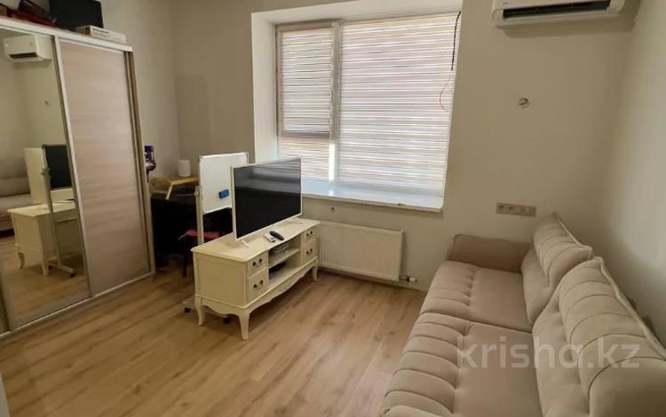 2-бөлмелі пәтер · 52 м² · 9/9 қабат, Толе би 65, бағасы: 38 млн ₸ в Астане, Есильский р-н — фото 2