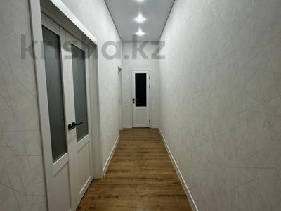 2-комнатная квартира · 70 м² · 4/5 этаж, мкр. Алтын орда 32а — ул мангилик ел,халел досмухамбедулы,анвар, смарт билим школа,все для дома за 180 000 ₸ в Актобе