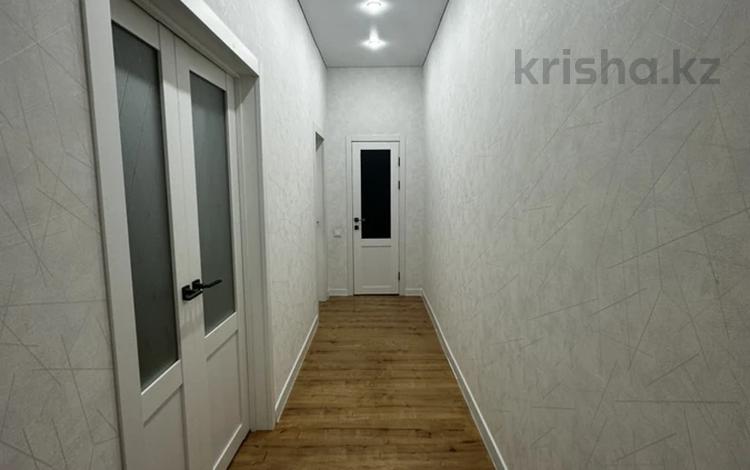 2-комнатная квартира · 70 м² · 4/5 этаж, мкр. Алтын орда 32а — ул мангилик ел,халел досмухамбедулы,анвар, смарт билим школа,все для дома за 200 000 ₸ в Актобе — фото 2