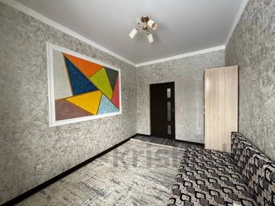 2-комнатная квартира, 55 м², 1/10 этаж, мкр Мамыр-3 за 36.5 млн 〒 в Алматы, Ауэзовский р-н