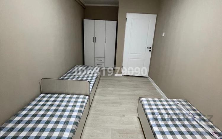 5 комнат · 110 м² · 2 этаж, Байтурсынова 65 за 30 000 ₸ в Шымкенте — фото 2
