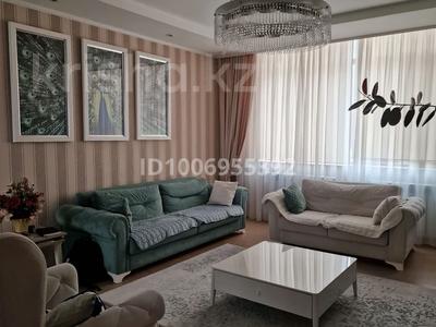 4-комнатная квартира · 138.1 м² · 9/21 этаж, Кабанбай батыра 43В за 103 млн 〒 в Астане, Есильский р-н