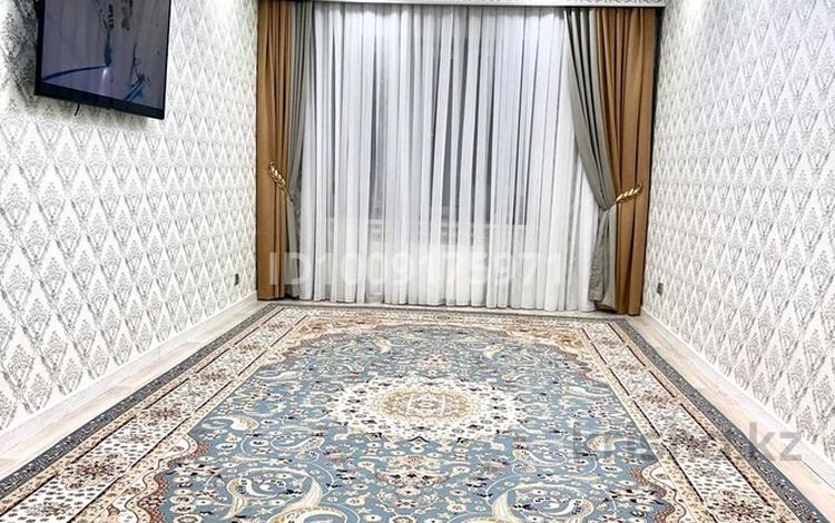 3-бөлмелі пәтер · 90 м² · 8/9 қабат, мкр. Алтын орда 13, бағасы: 36 млн ₸ в Актобе — фото 2