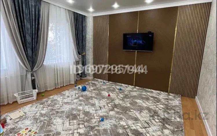 3-комнатная квартира · 96 м² · 2/6 этаж, мкр 12, Бокенбай батыр 32 — Кен-Дала за 36.5 млн 〒 в Актобе — фото 2