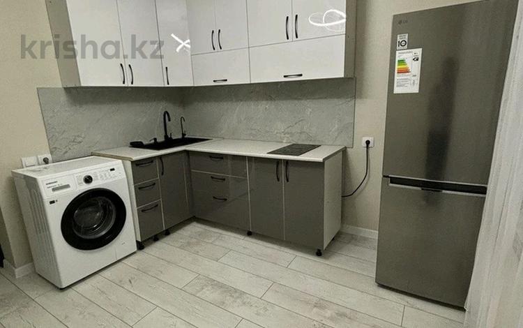 2-комнатная квартира · 57 м² · 1/5 этаж, Молдагуловой 15/5 за 25 млн ₸ в Усть-Каменогорске — фото 2