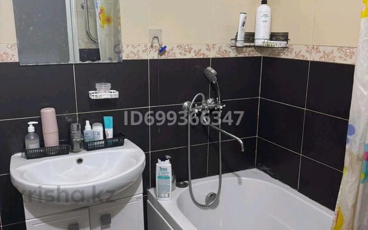 2-бөлмелі пәтер · 58 м² · 1/9 қабат, 12-ш/а. 23, бағасы: 150 000 ₸ в Актау, 12-й мкр — фото 10