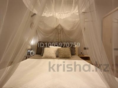 Аренда квартир в Алматы: 3-комнатная квартира · 150 м² · 17/20 этаж, мкр Самал-2, Достык 160 — Достык/Жолдасбекова за ~ 1.2 млн 〒 3-комнатная квартира · 150 м² · 17/20 этаж, мкр Самал-2, Достык 160 — Достык/Жолдасбекова за ~ 1.2 млн 〒 в Алматы, Медеуский р-н