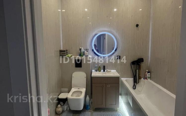 2-комнатная квартира · 45 м² · 16/20 этаж, Жургенова 17 за 280 000 ₸ в Астане, Сарайшык р-н — фото 2